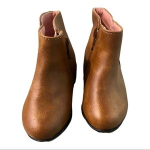 Girls' Penelope Booties - Cat & Jack Cognac 6